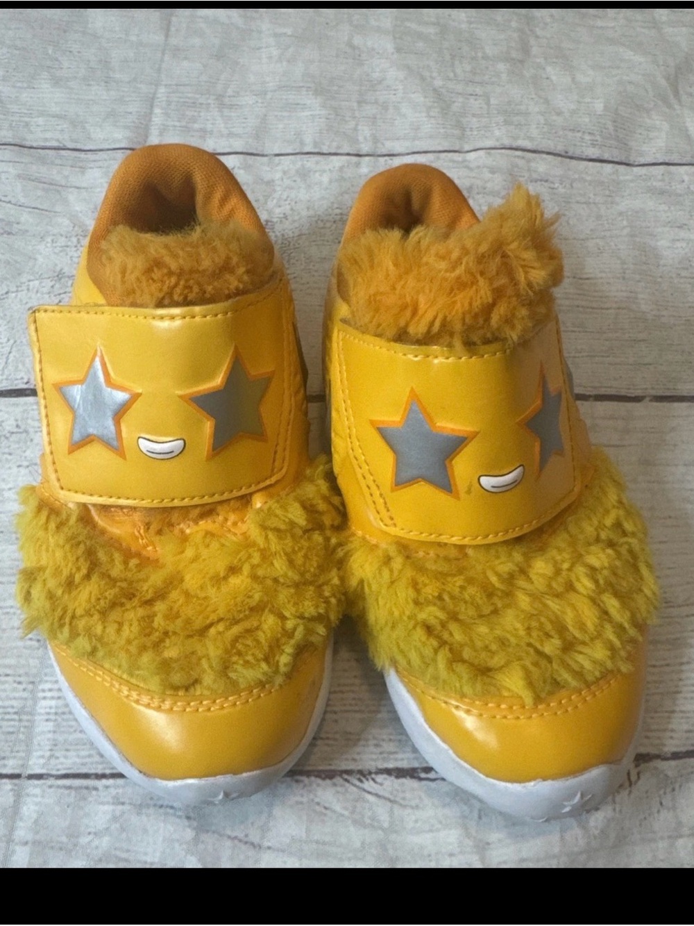 Nike Star Runner 2 Fast and Fury size 10 Yellow White Sneakers Shoes Toddler Boy